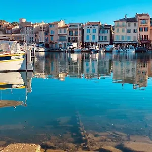 Le A Cassis,top Emplacement,parking,double Balcon , Cassis France
