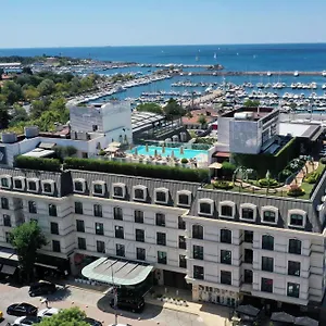 Wyndham Grand Kalamis Marina Отель Стамбул