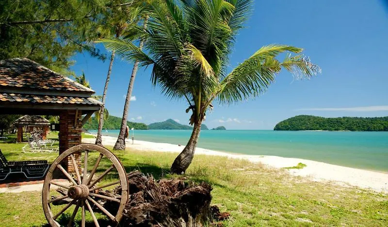 Frangipani Langkawi Resort Pantai Cenang  4*, Pantai Cenang (Langkawi)